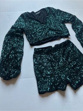 Celebrity Fashion by Hera Collection Emerald Green Sequins Dance Set Womens M